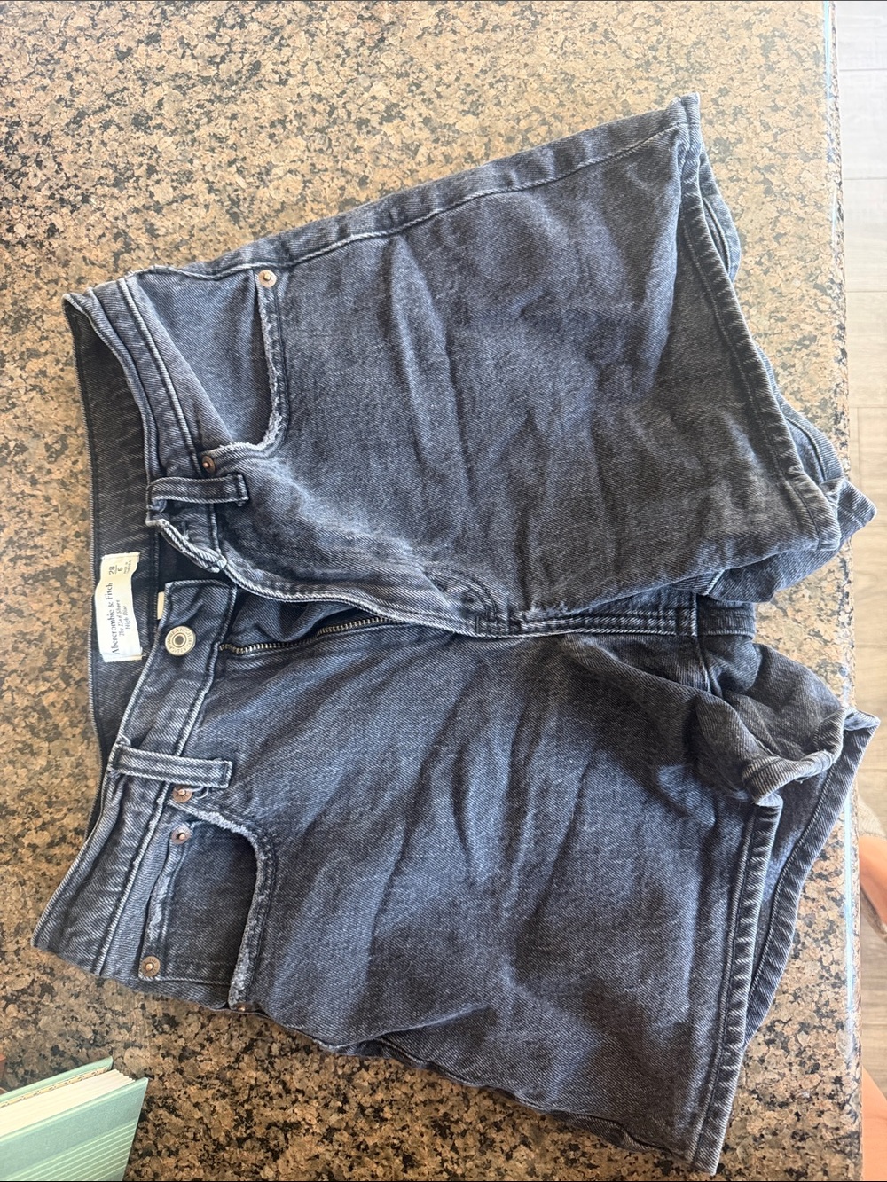 Abercrombie The Dad High Rise Women’s Denim Shorts - Black Wash